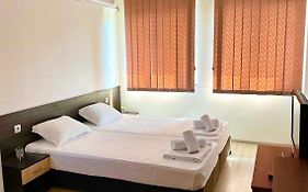 Guest Rooms Lina